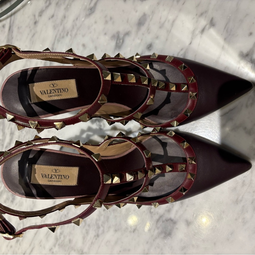 Valentino Garavani Burgundy/Bordeaux Rockstud Pumps